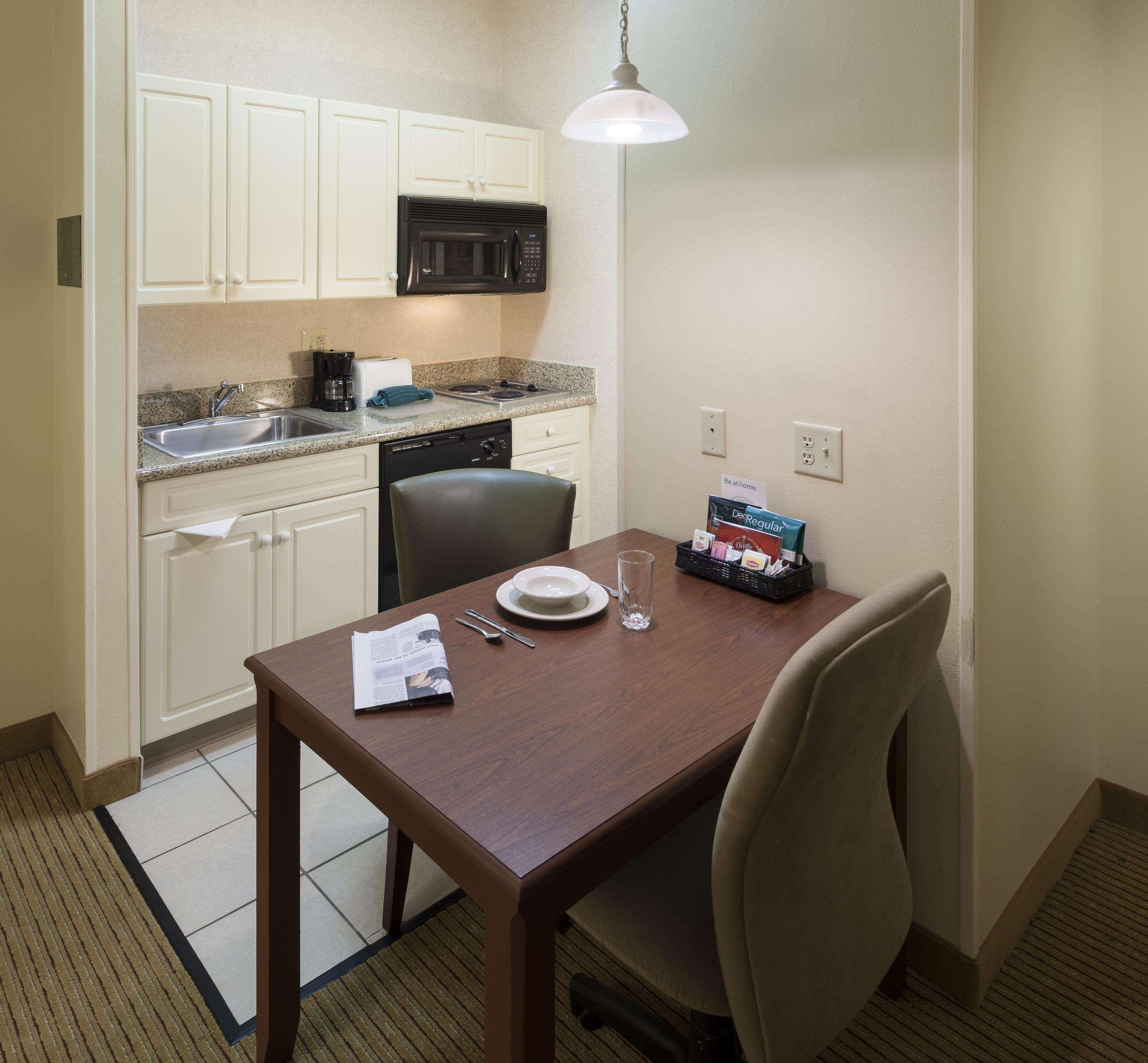 Homewood Suites By Hilton Newark-Cranford Exterior foto